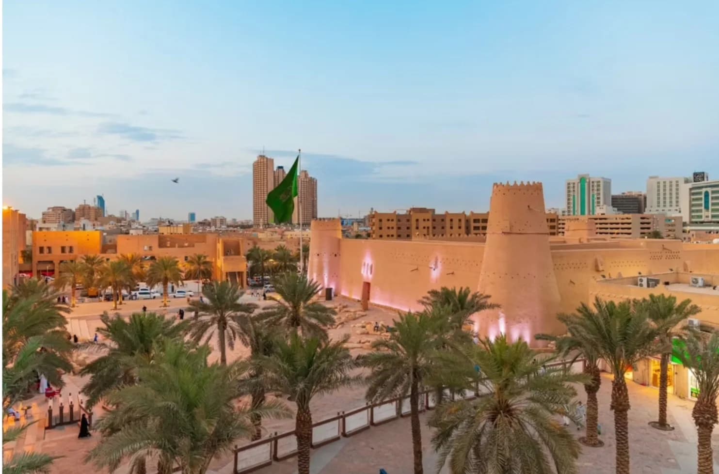 المصمك وسوق الزل